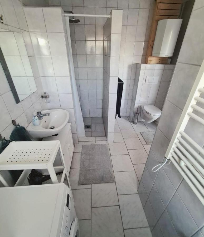 FeWo Kombüse - ruhig gelegen und mit großem Garten, nah am Achterwasser Krummin Exterior foto